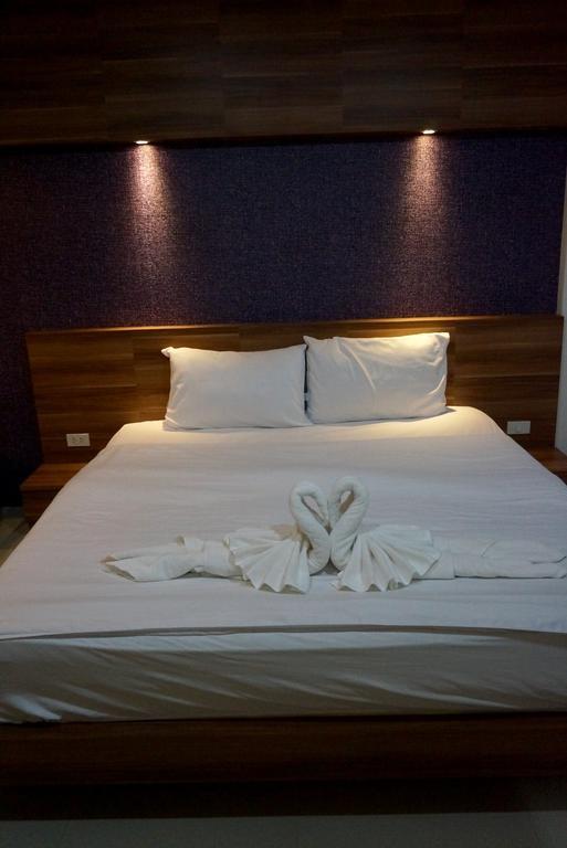 Hotel The Rhea à Udon Thani Extérieur photo