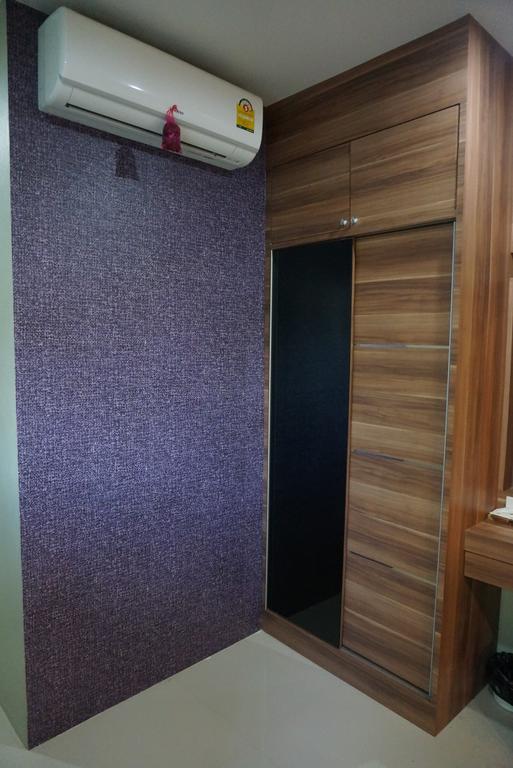 Hotel The Rhea à Udon Thani Extérieur photo