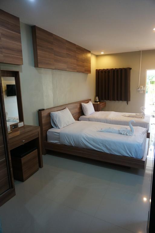 Hotel The Rhea à Udon Thani Extérieur photo