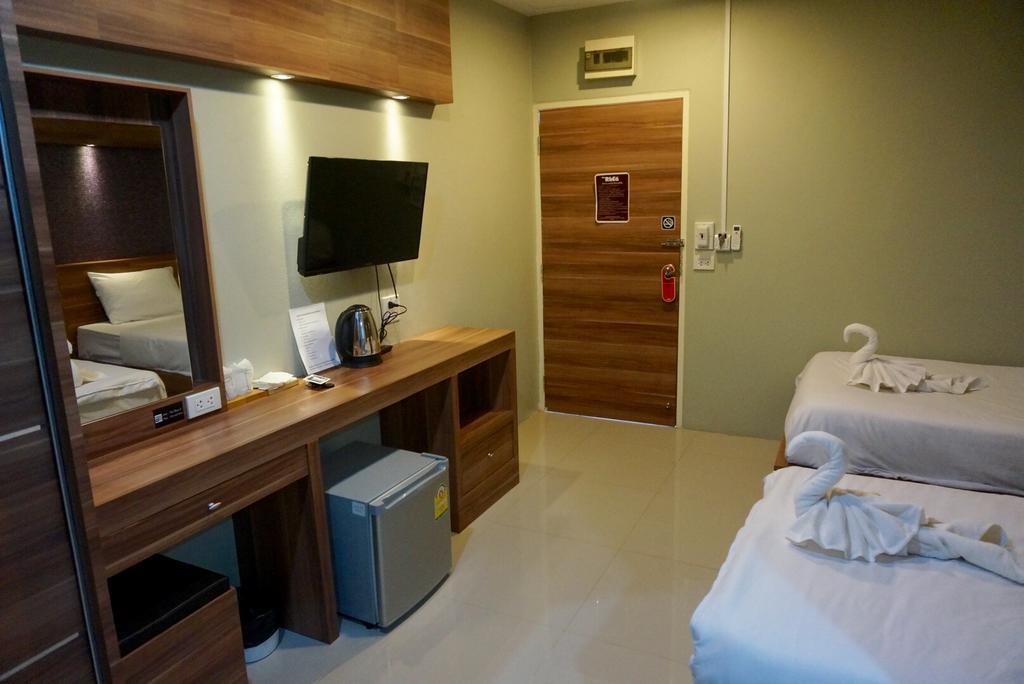 Hotel The Rhea à Udon Thani Extérieur photo