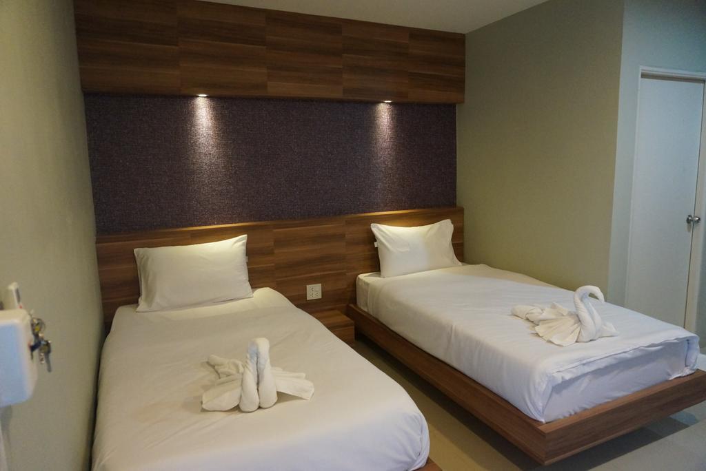 Hotel The Rhea à Udon Thani Extérieur photo